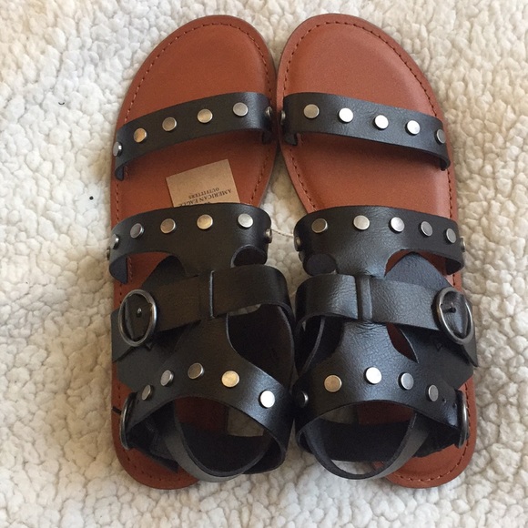 NWT American Eagle Studded Sandals - Picture 2 of 4